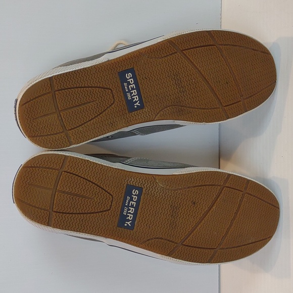 Sperry Topsider Men's Grey Halyard CVO Lace Up Saltwashed Sneaker - Picture 9 of 13